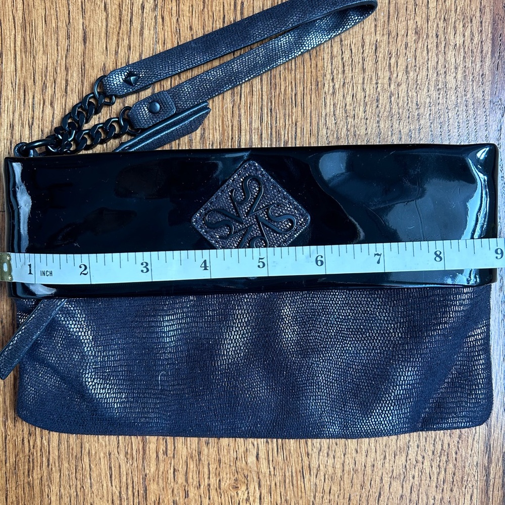 Simply Vera by Vera Wang Wristlet - Picture 7 of 8